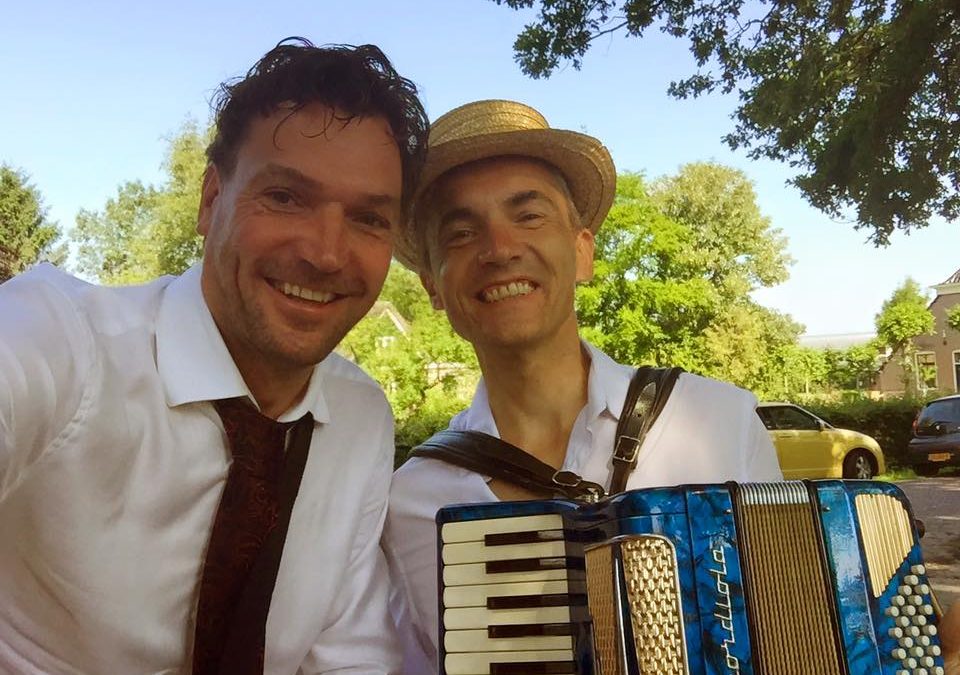 Zonder Pardon rondlopende artiesten